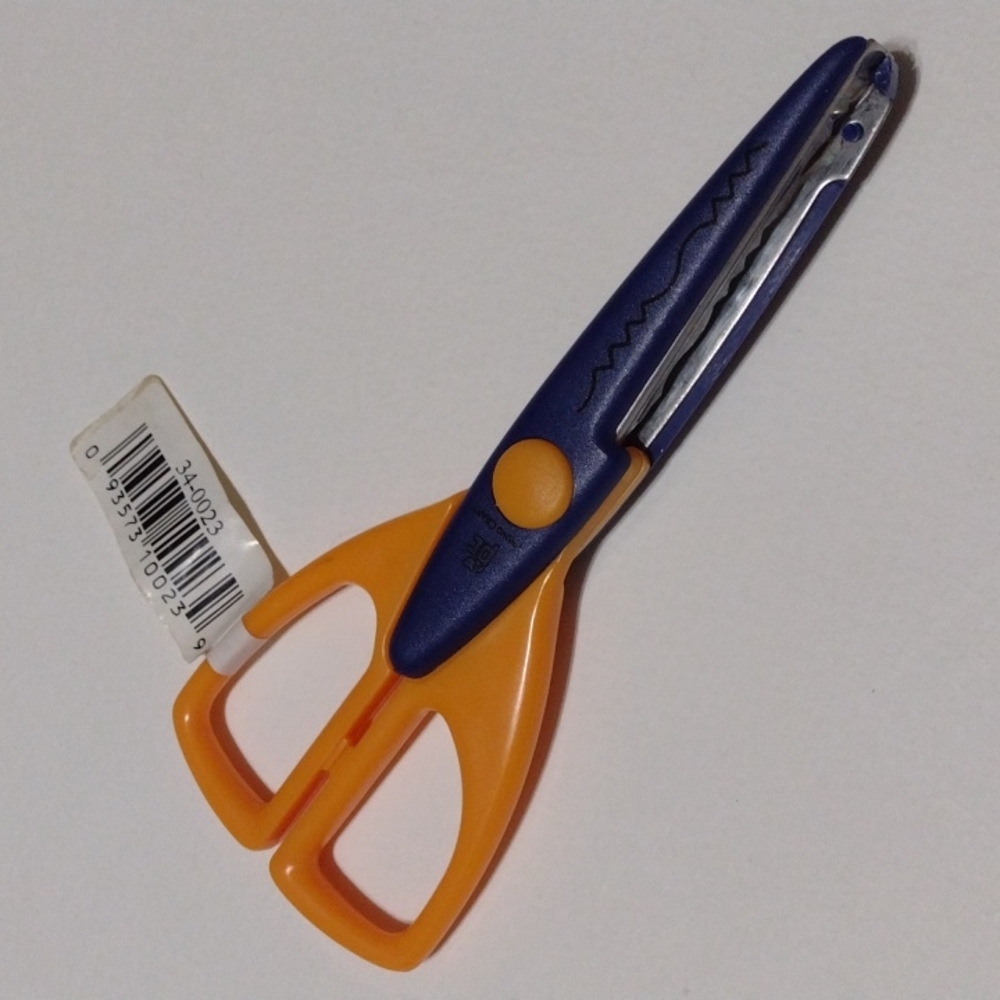 3/$15 Provo Craft Scissors 34-0023